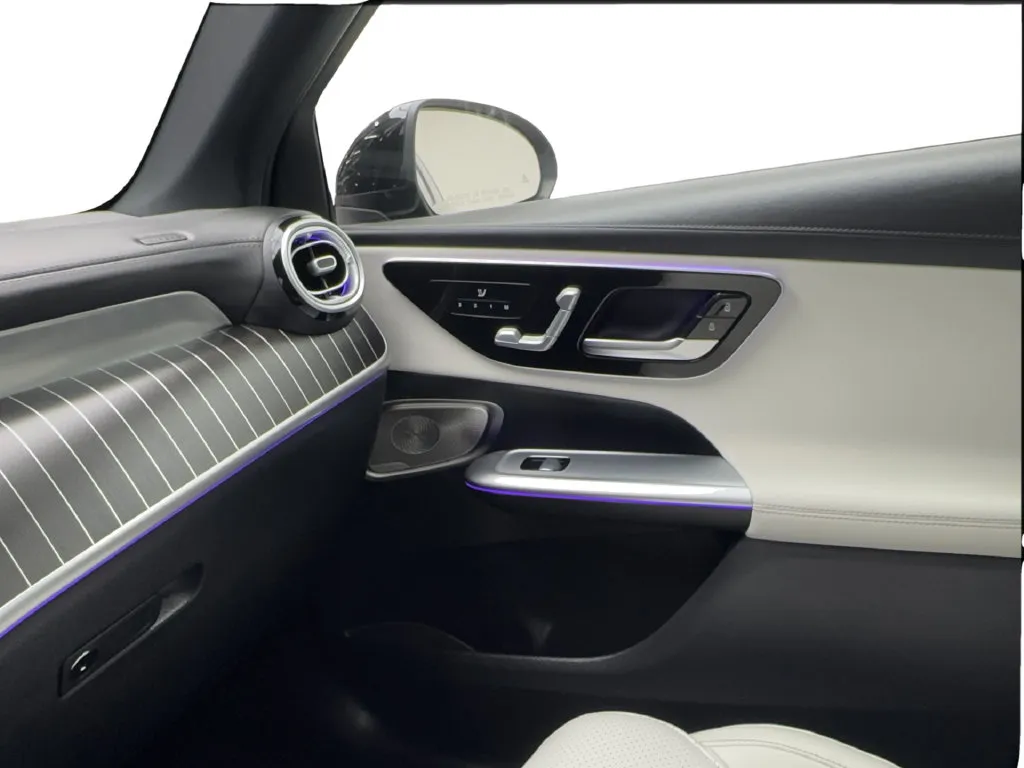 Mercedes-Benz GLC photo 41