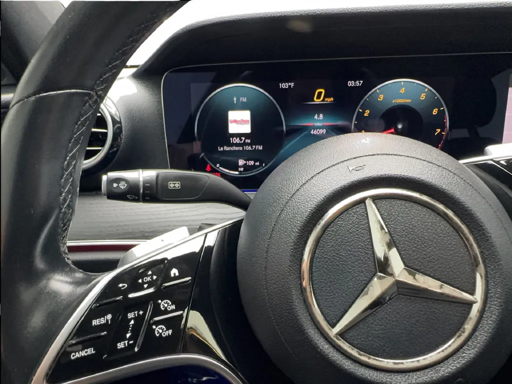 Mercedes-Benz E-Class photo 45