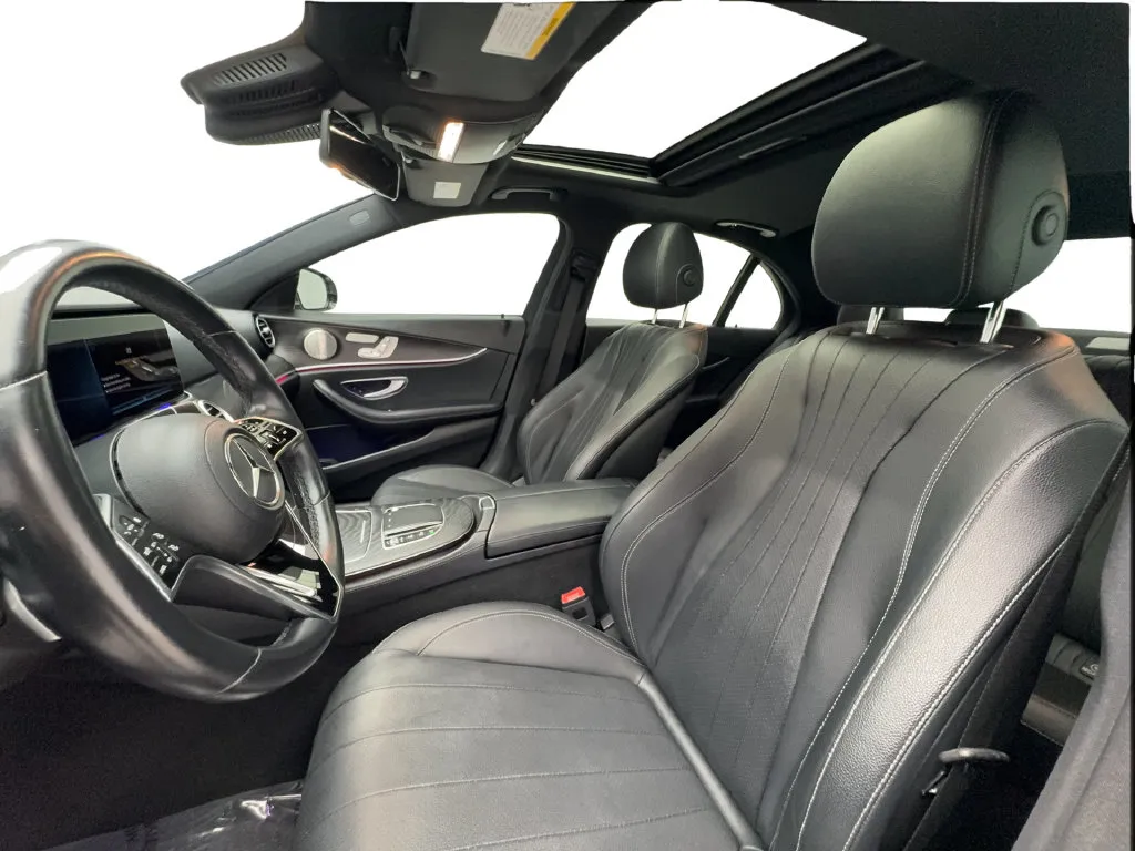 Mercedes-Benz E-Class photo 21