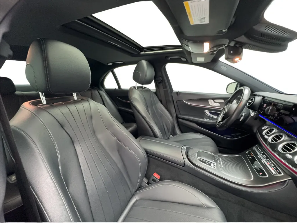 Mercedes-Benz E-Class photo 33
