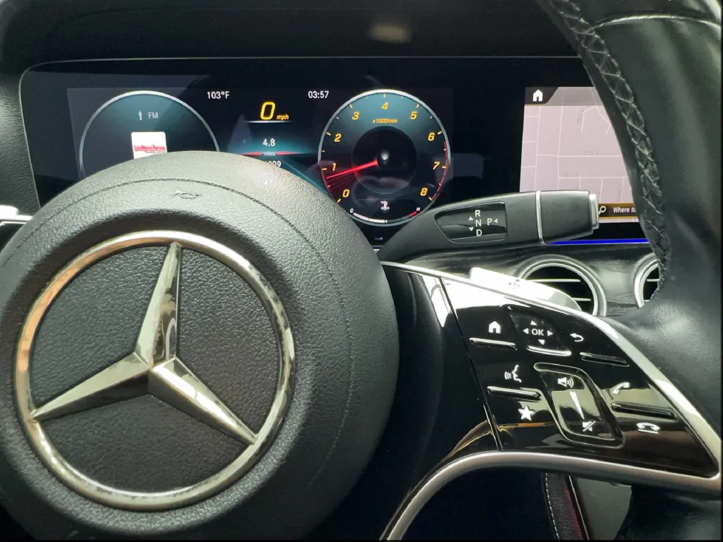 Mercedes-Benz E-Class photo 44