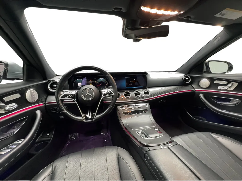 Mercedes-Benz E-Class photo 36