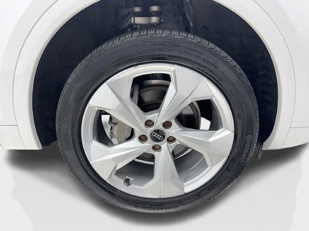Audi Q5 photo 16