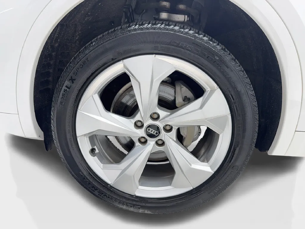 Audi Q5 photo 12