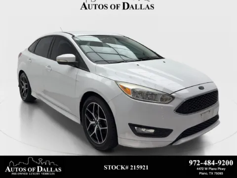 White 2016 Ford Focus SE for sale in Plano, TX