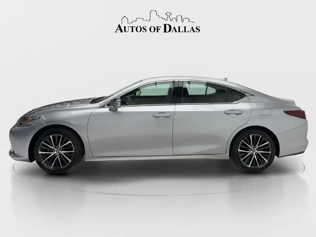 Lexus ES photo 10