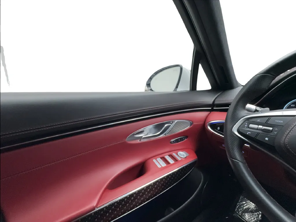 Genesis GV70 photo 47