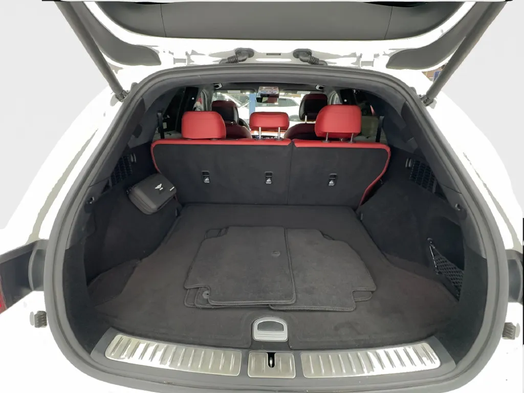 Genesis GV70 photo 12