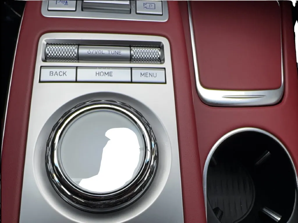 Genesis GV70 photo 50