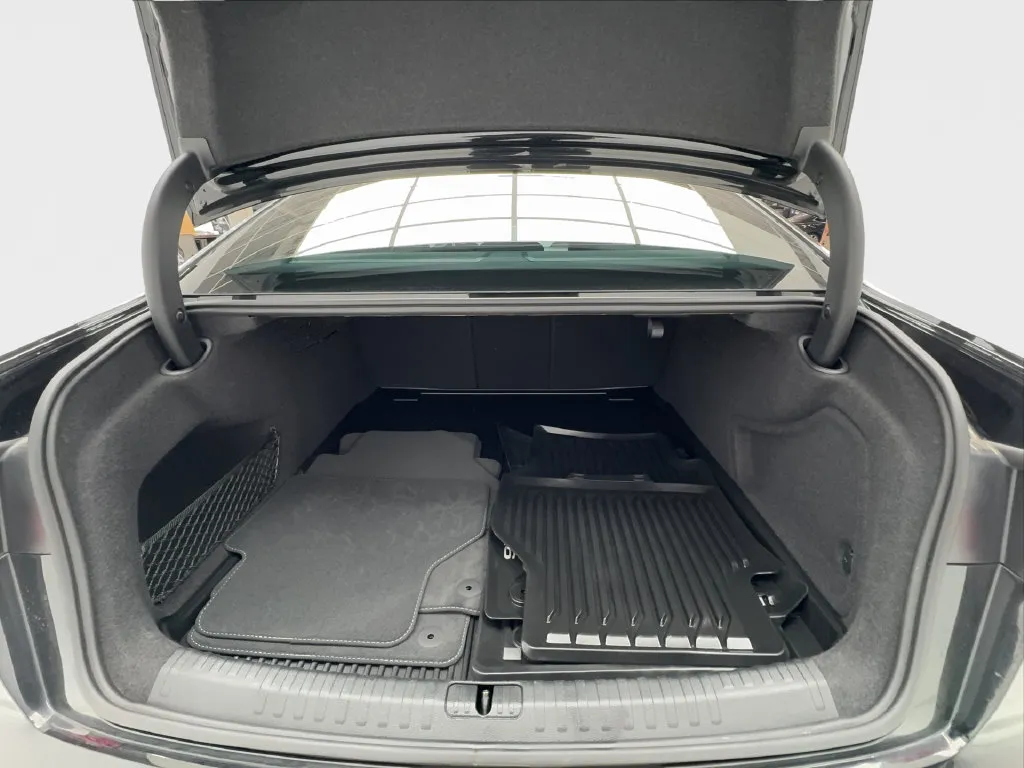 Audi A6 photo 19