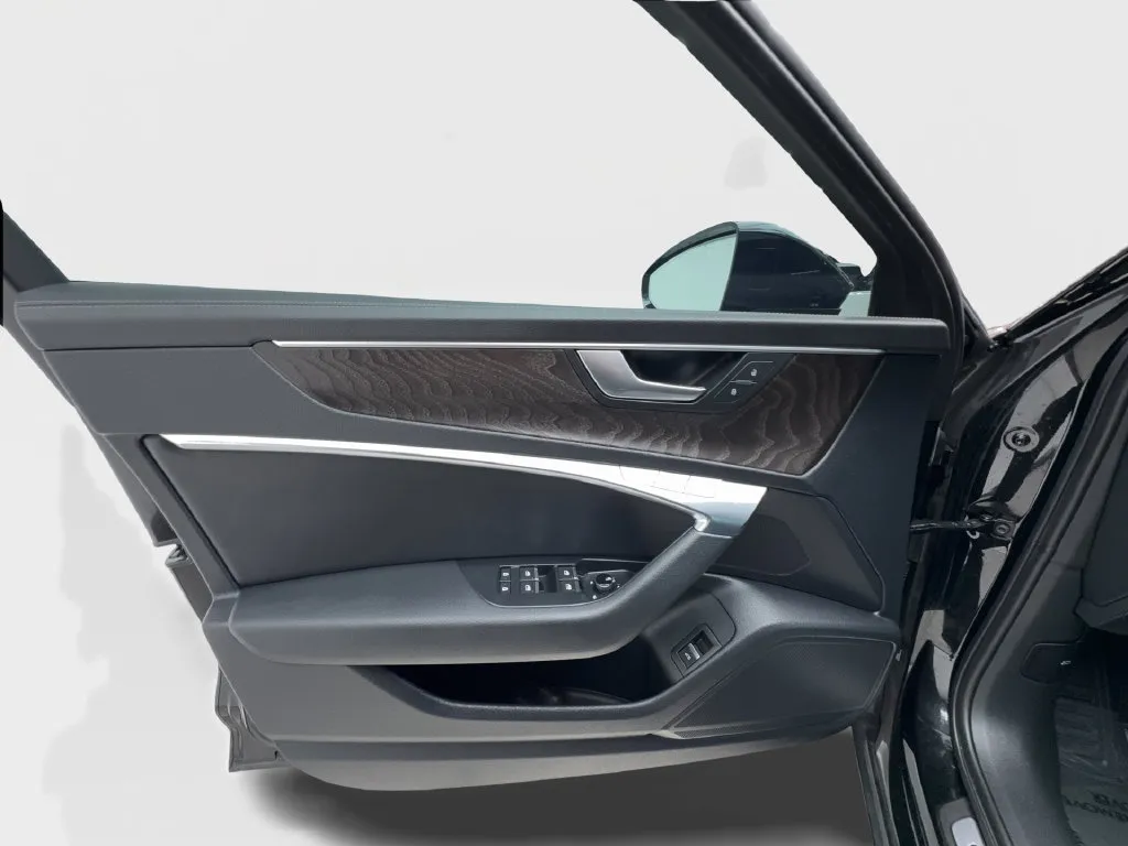 Audi A6 photo 26