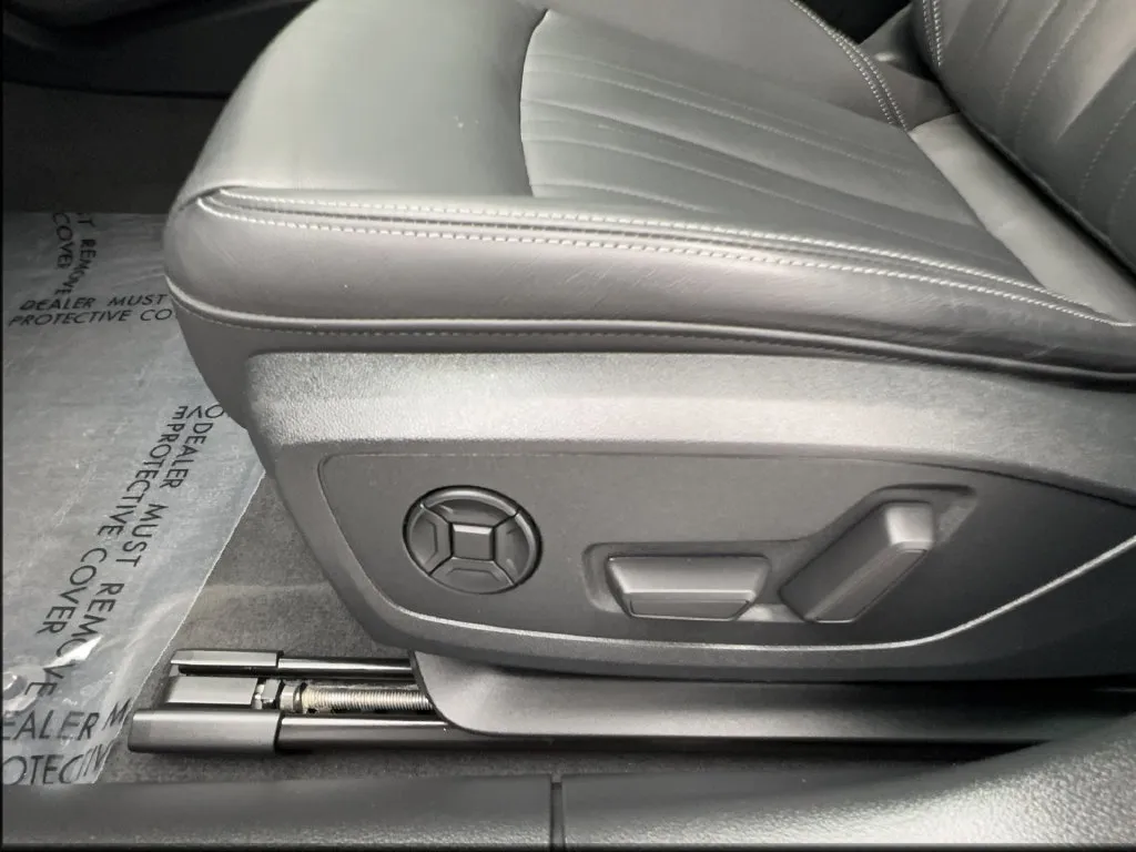 Audi A6 photo 25
