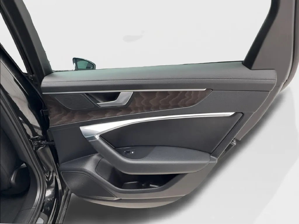Audi A6 photo 33