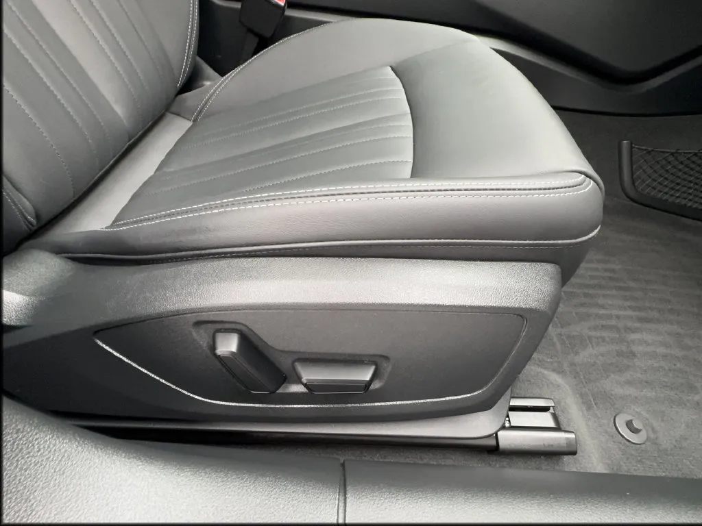 Audi A6 photo 35