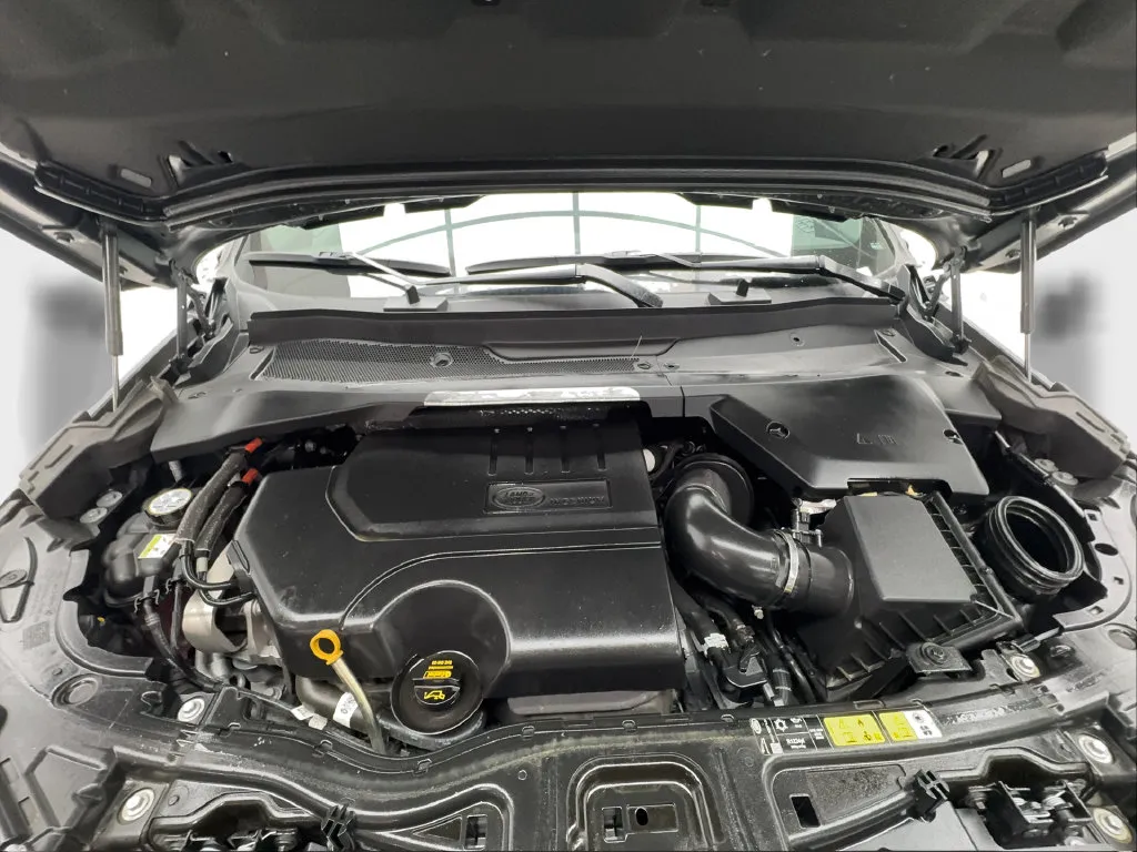 Land Rover Discovery Sport photo 19