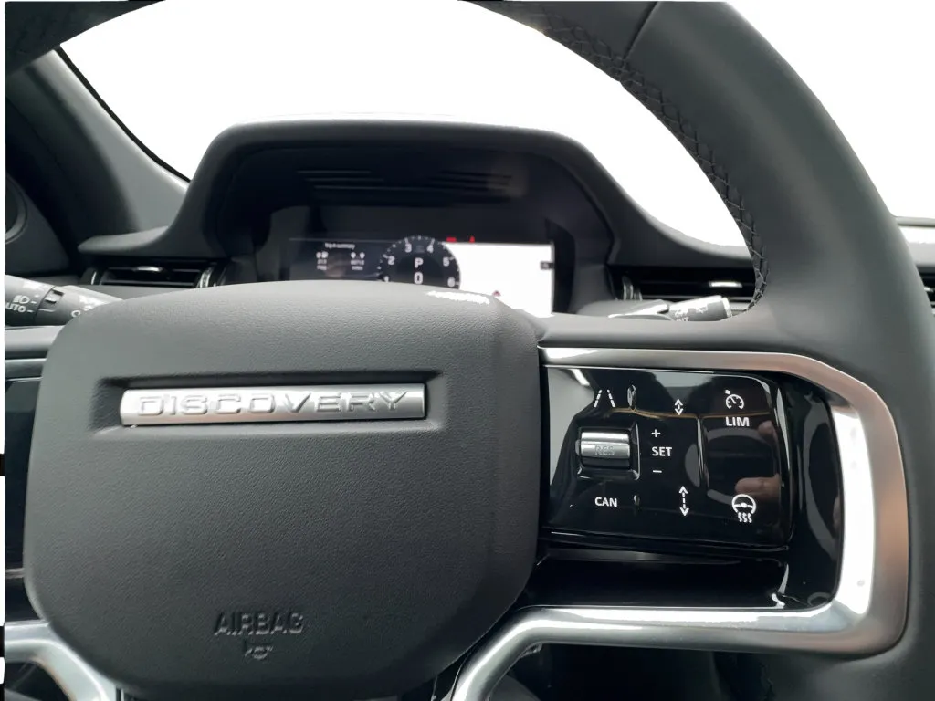 Land Rover Discovery Sport photo 41