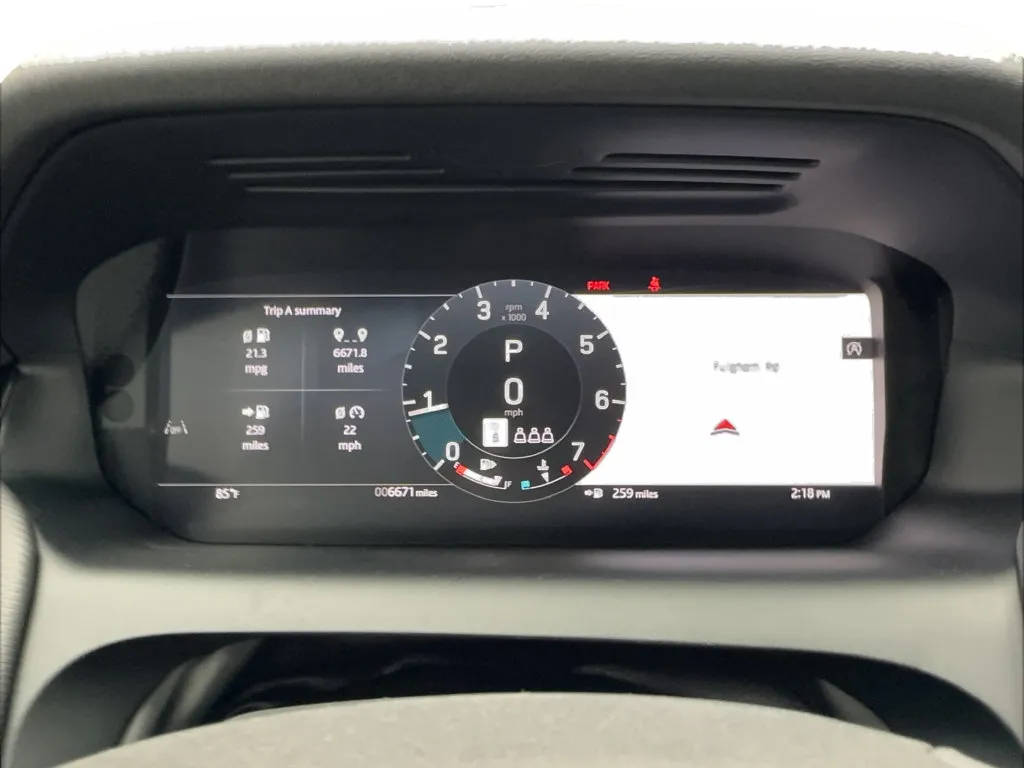 Land Rover Discovery Sport photo 40