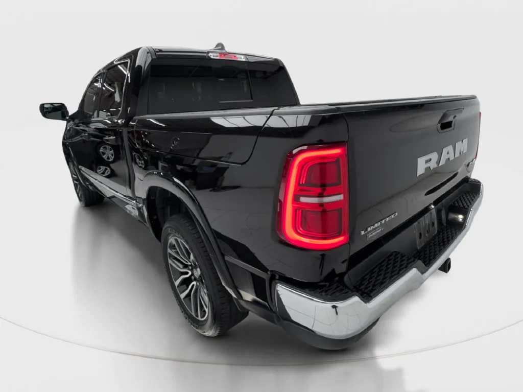 Ram 1500 photo 11