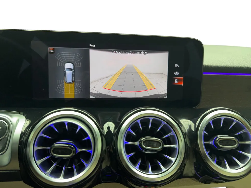 Mercedes-Benz EQB photo 44