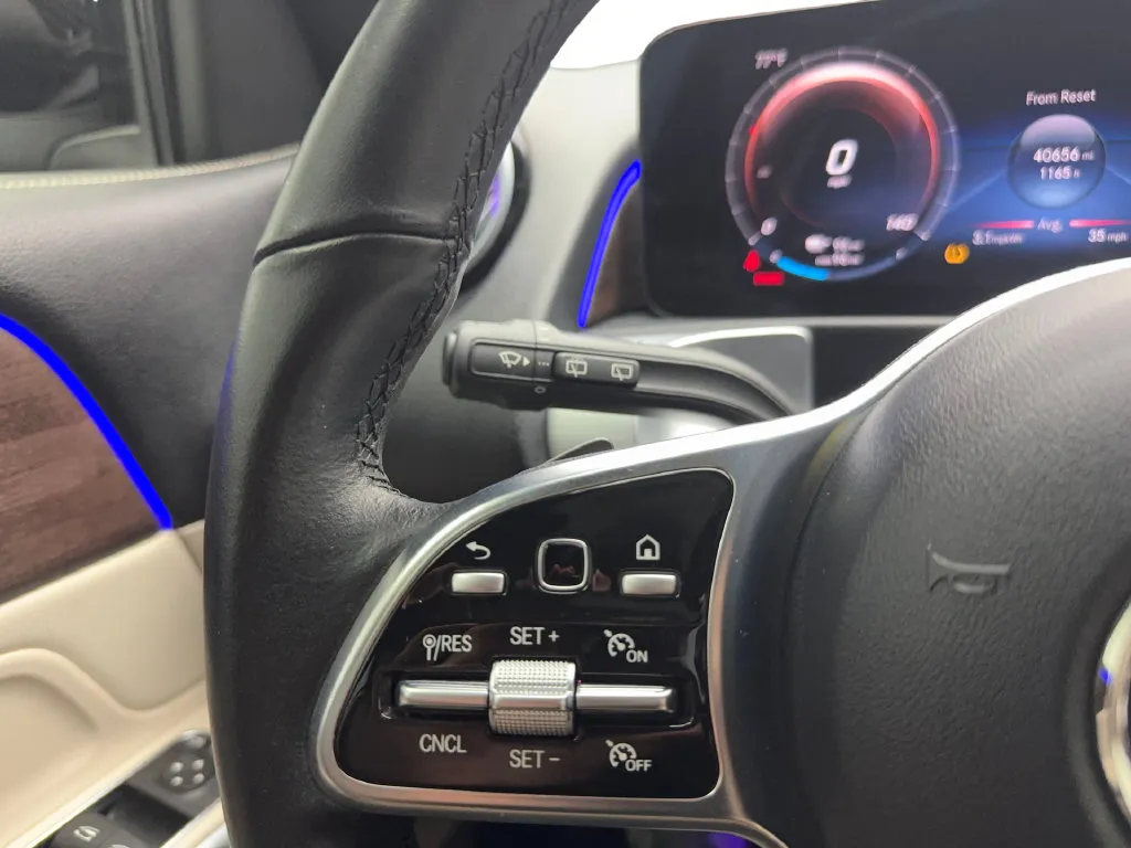 Mercedes-Benz EQB photo 41