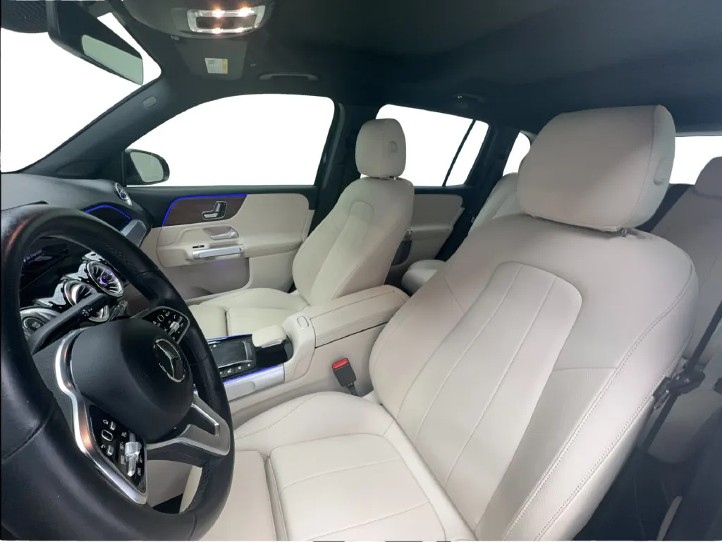 Mercedes-Benz EQB photo 21