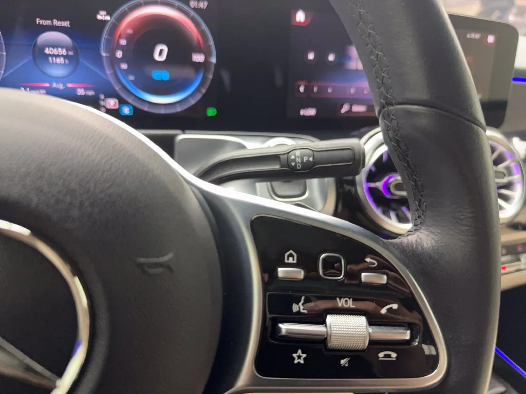 Mercedes-Benz EQB photo 42