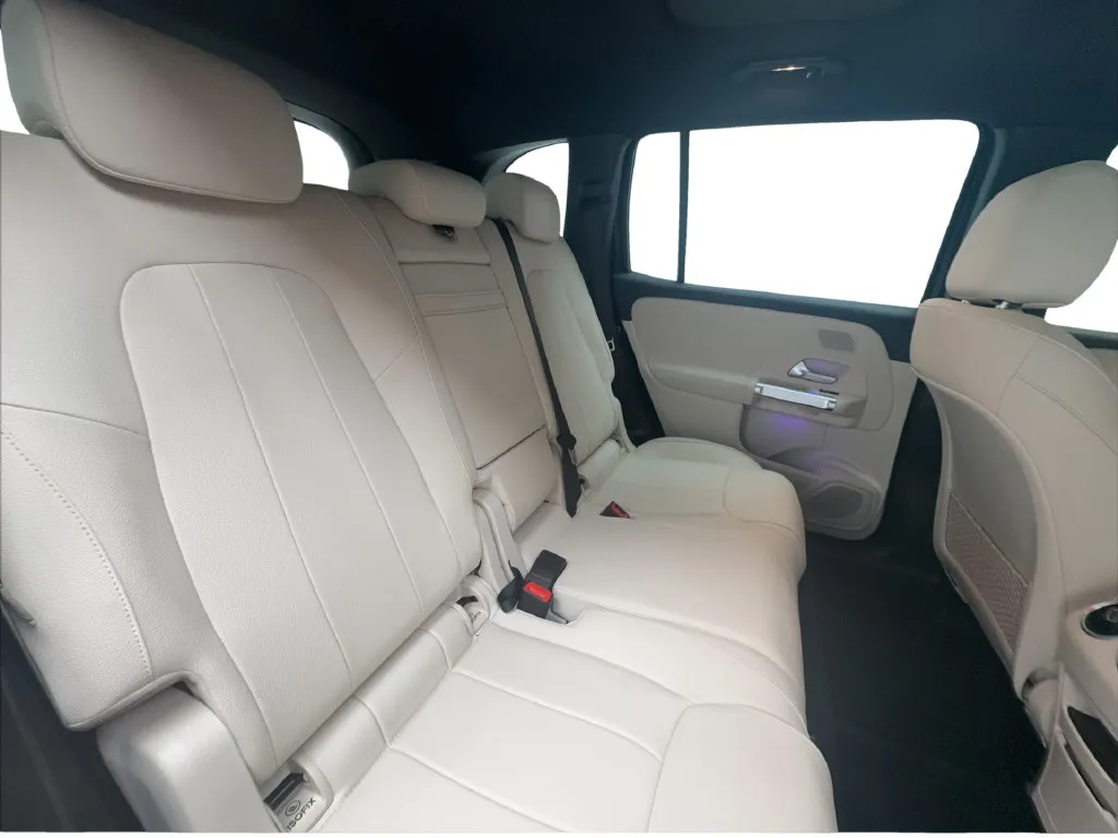 Mercedes-Benz EQB photo 28