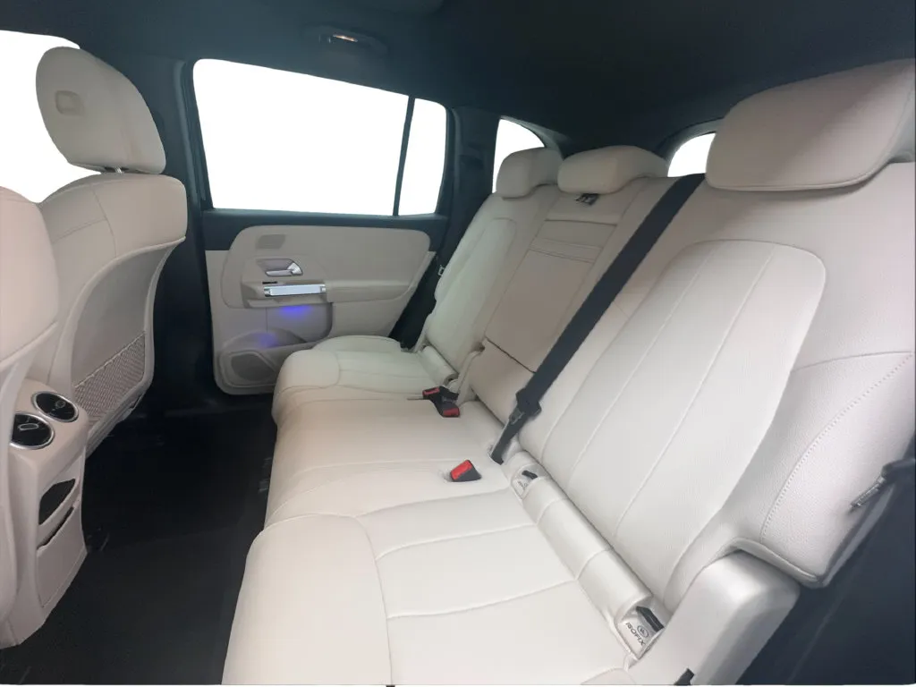 Mercedes-Benz EQB photo 25
