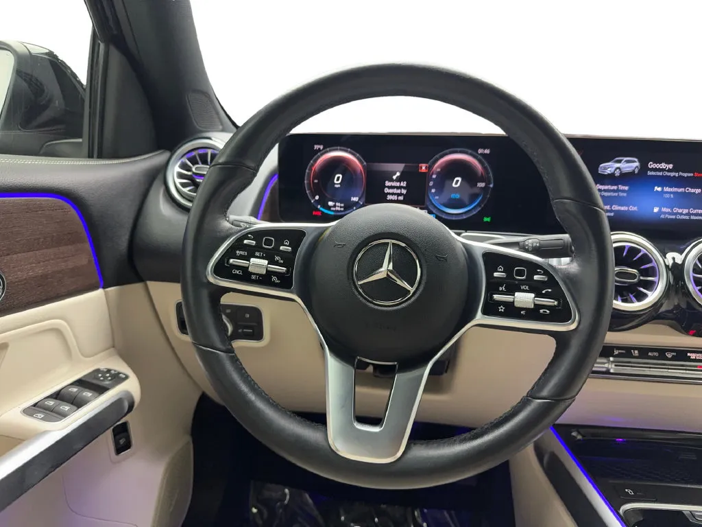 Mercedes-Benz EQB photo 37