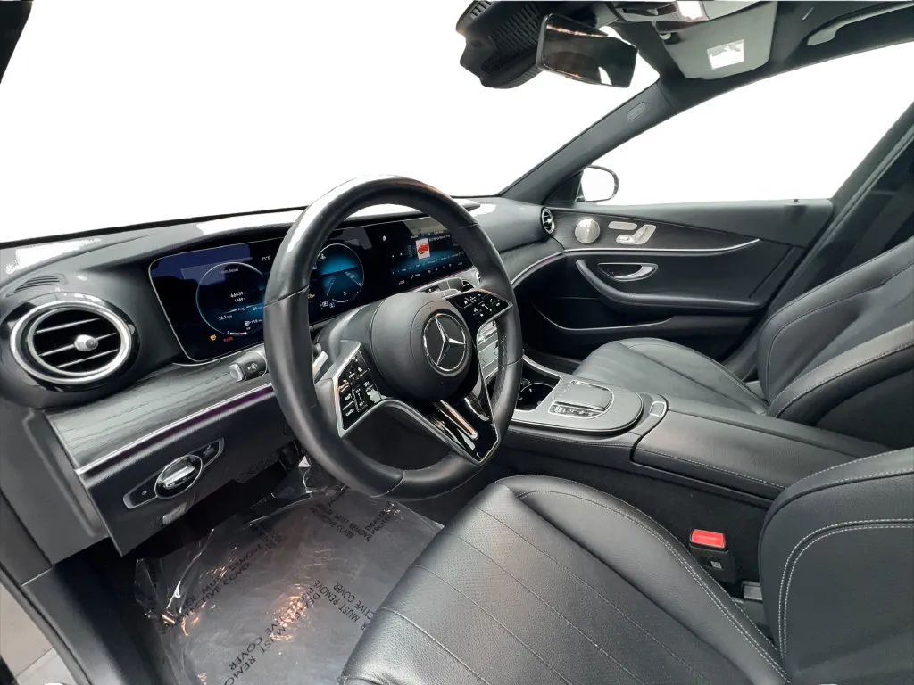 Mercedes-Benz E-Class photo 21