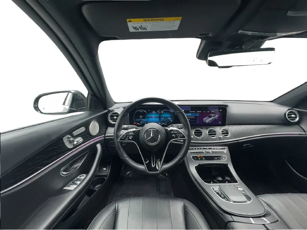 Mercedes-Benz E-Class photo 35