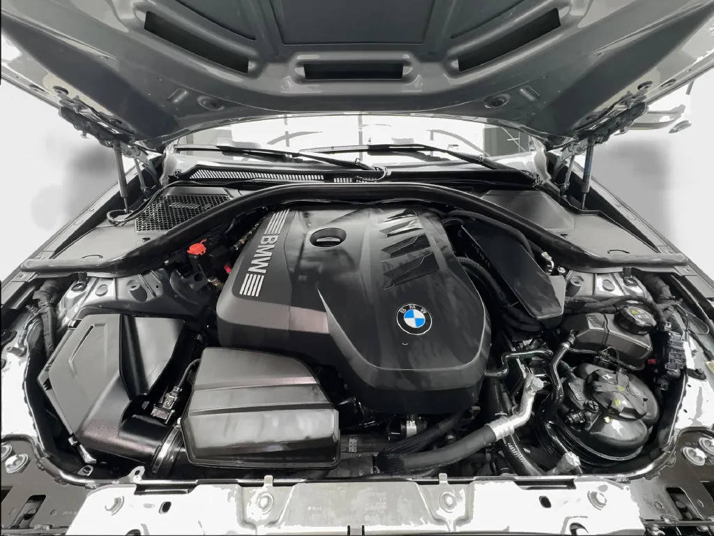 BMW 3 Series photo 20
