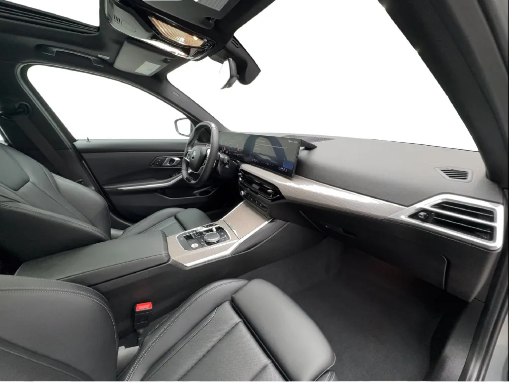 BMW 3 Series photo 36