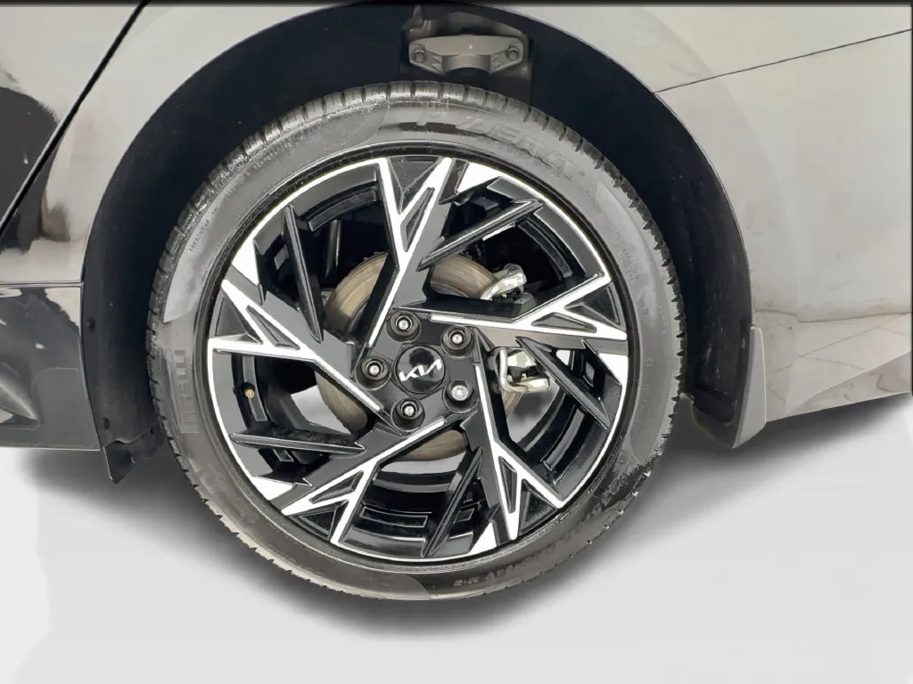 Kia K5 photo 12