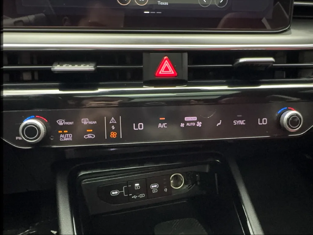 Kia K5 photo 45