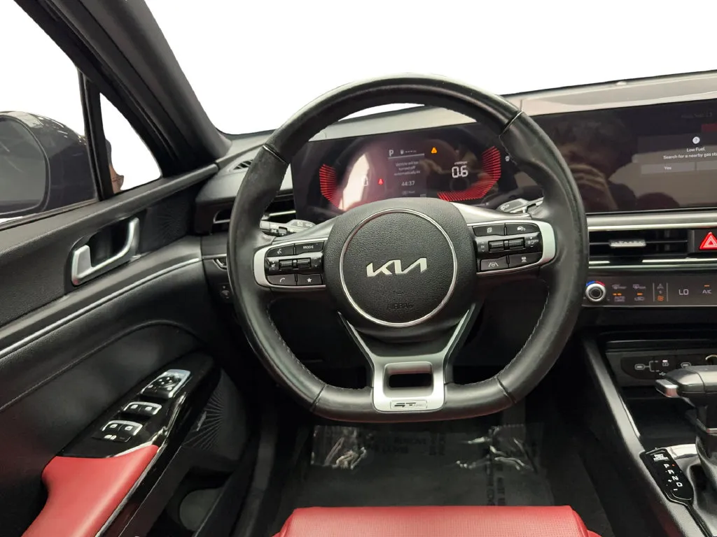 Kia K5 photo 37