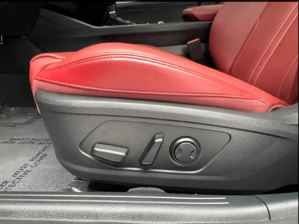 Kia K5 photo 27