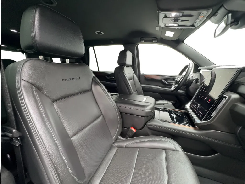 GMC Yukon photo 35