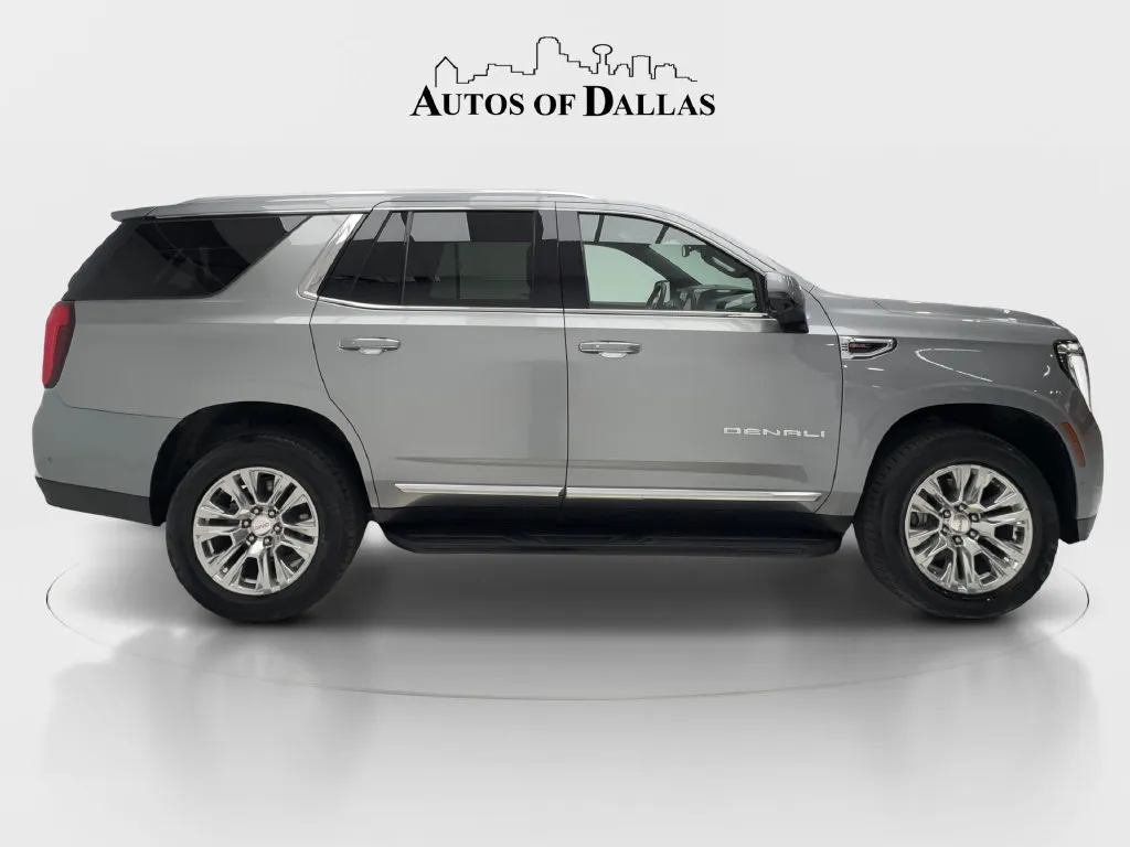 GMC Yukon photo 11