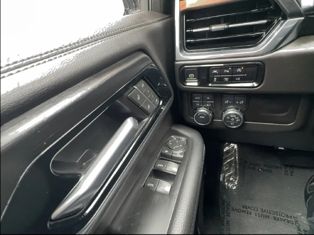 GMC Yukon photo 48