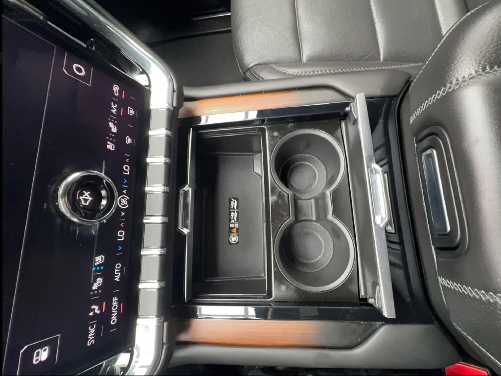 GMC Yukon photo 55