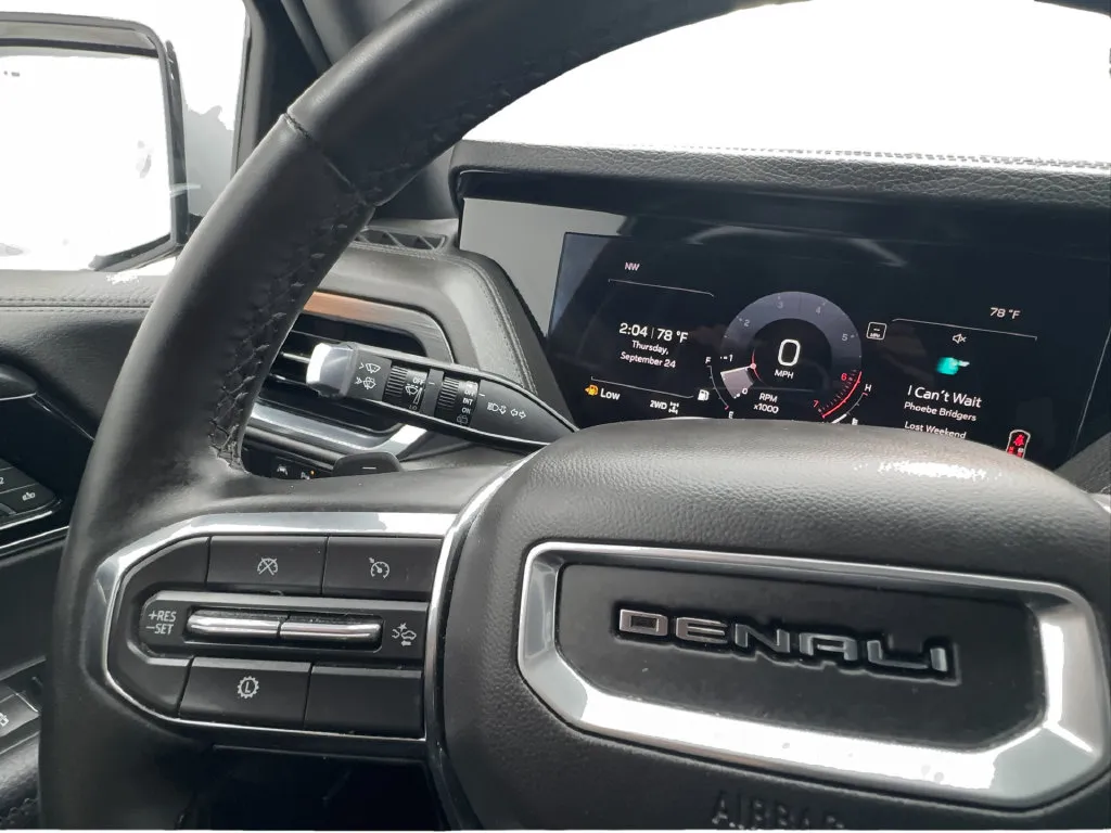 GMC Yukon photo 51