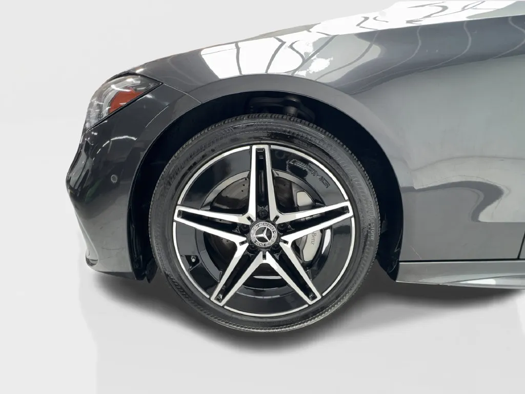Mercedes-Benz C-Class photo 14
