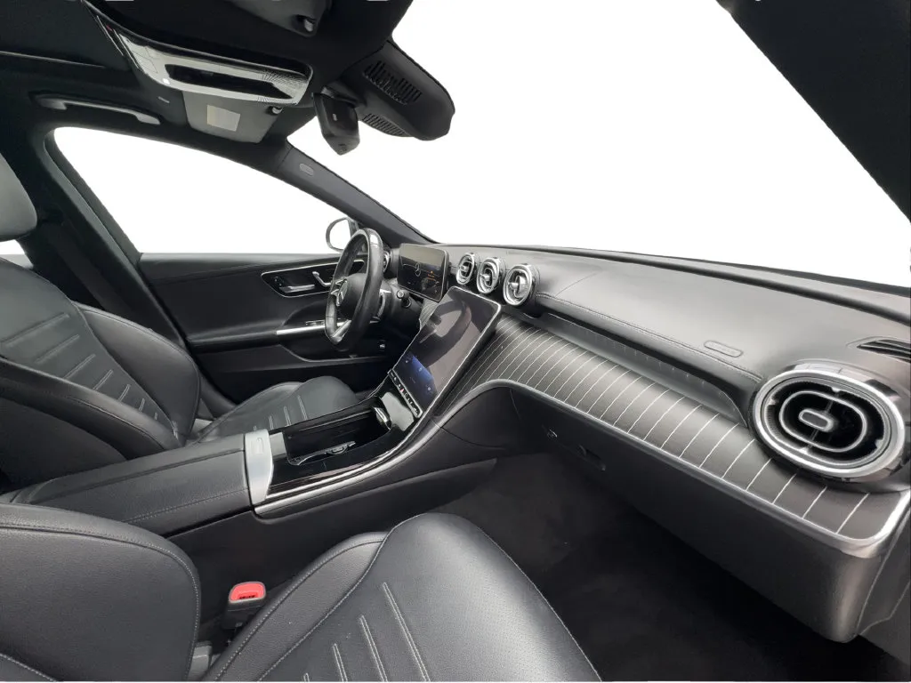 Mercedes-Benz C-Class photo 34