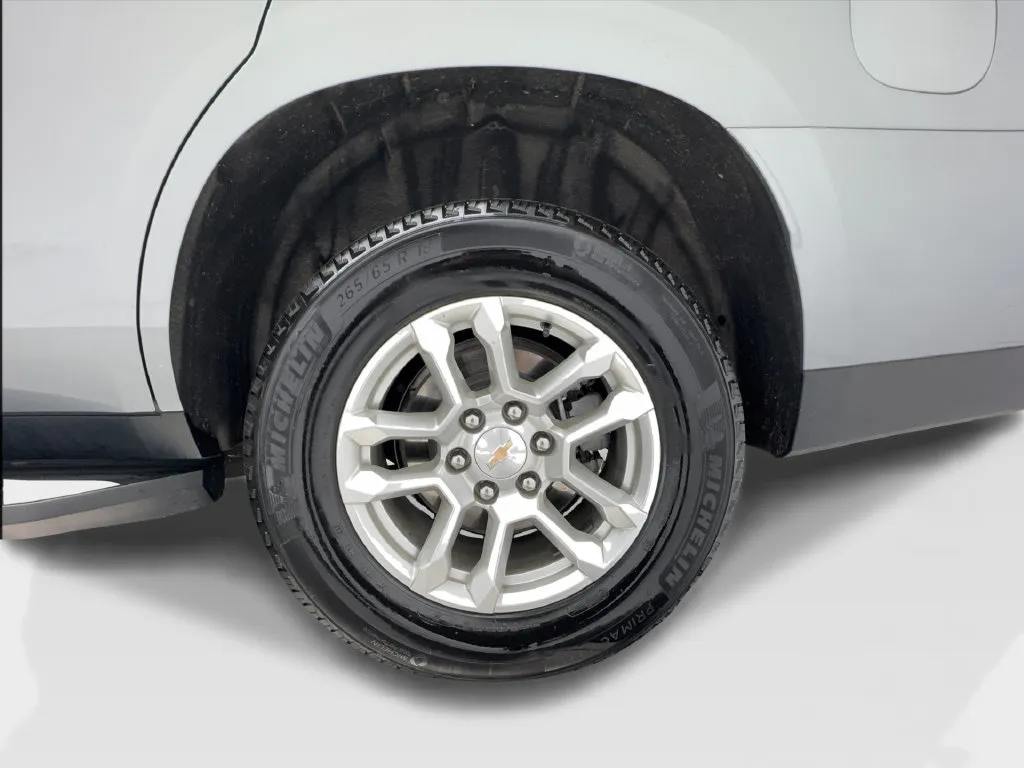 Chevrolet Tahoe photo 14