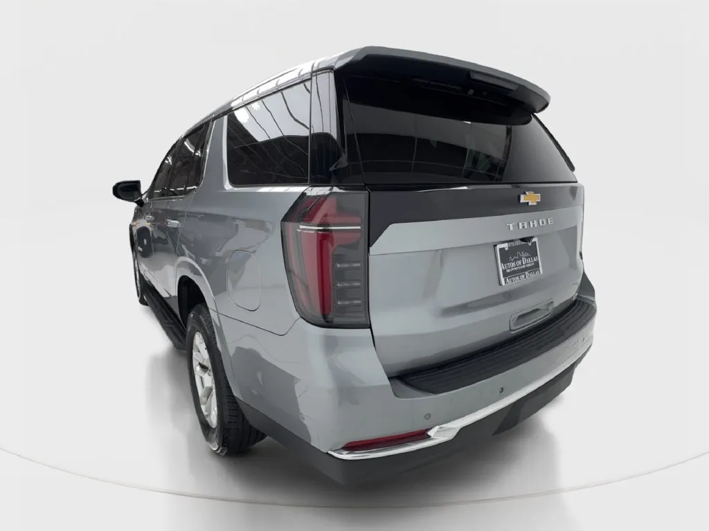 Chevrolet Tahoe photo 8