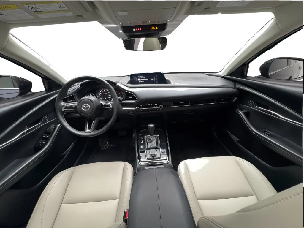 Mazda CX-30 photo 40