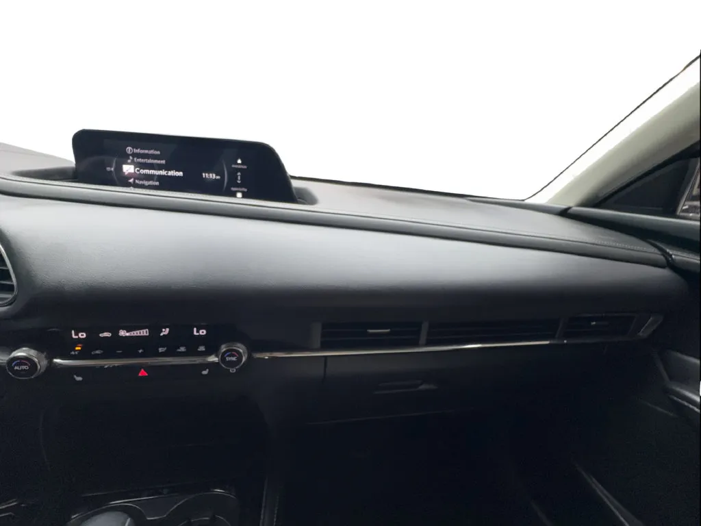Mazda CX-30 photo 47