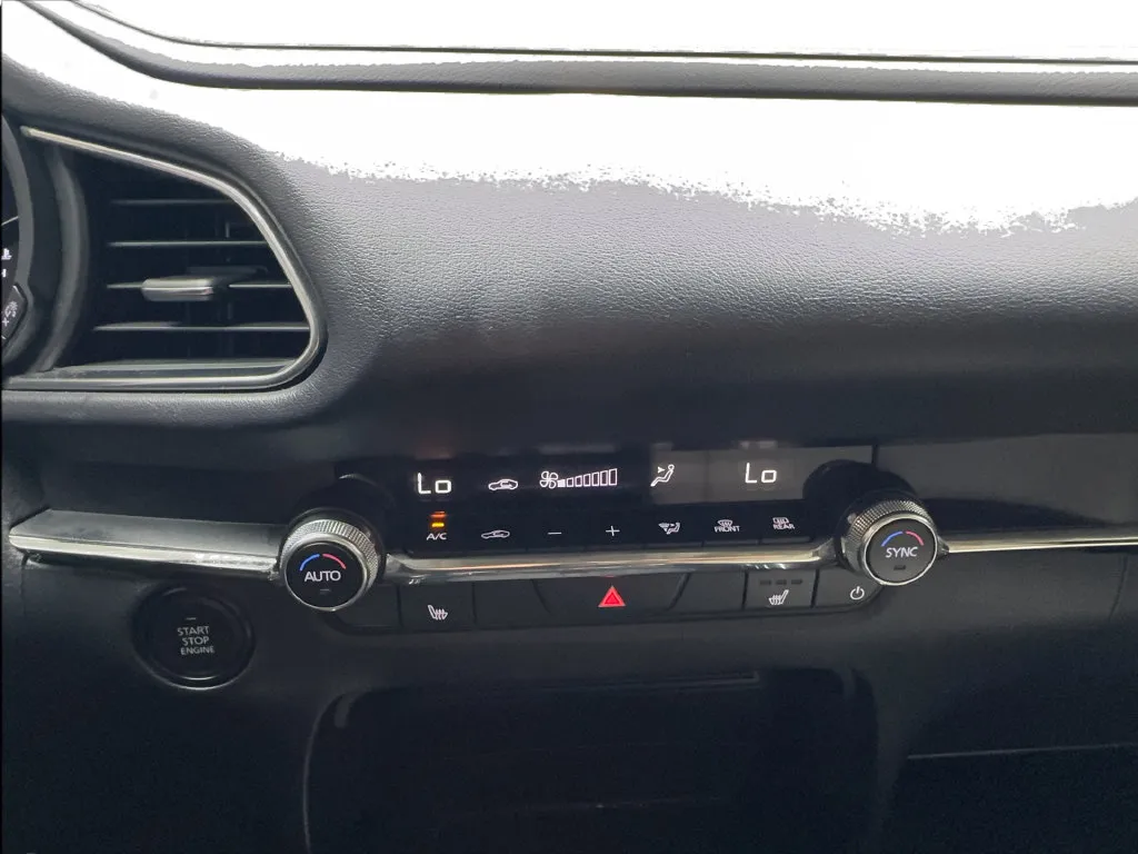 Mazda CX-30 photo 55