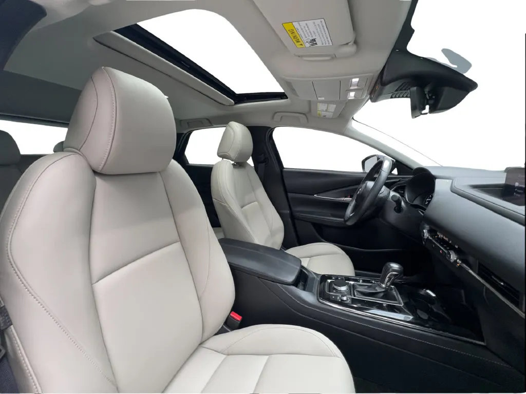 Mazda CX-30 photo 34